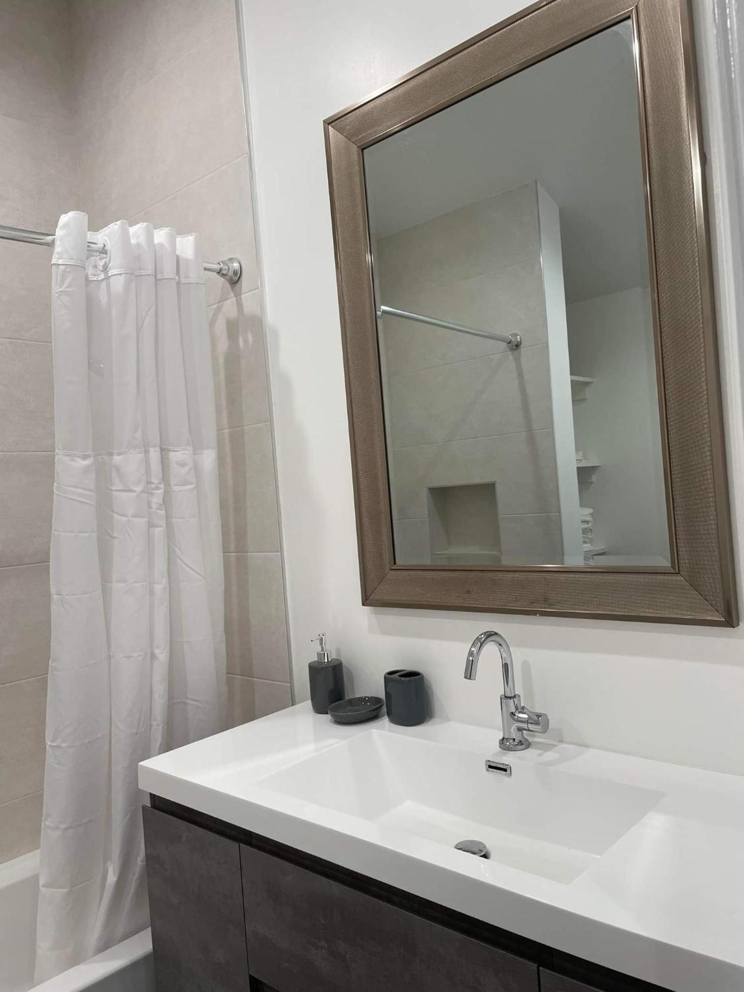 Gated Private House With Own Parking Sherman Oaks Los Angeles Eksteriør bilde